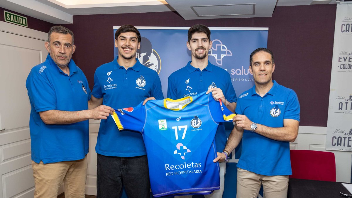 Pisonero, Oliveira,  Ribeiro y Arranz, durante la presentación de los jugadores.