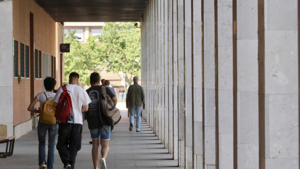 Pruebas de la EBAU en el distrito de la Universidad de Valladolid.