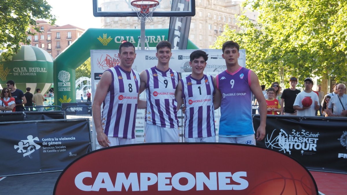 Equipo ganador del Real Valladolid Baloncesto.