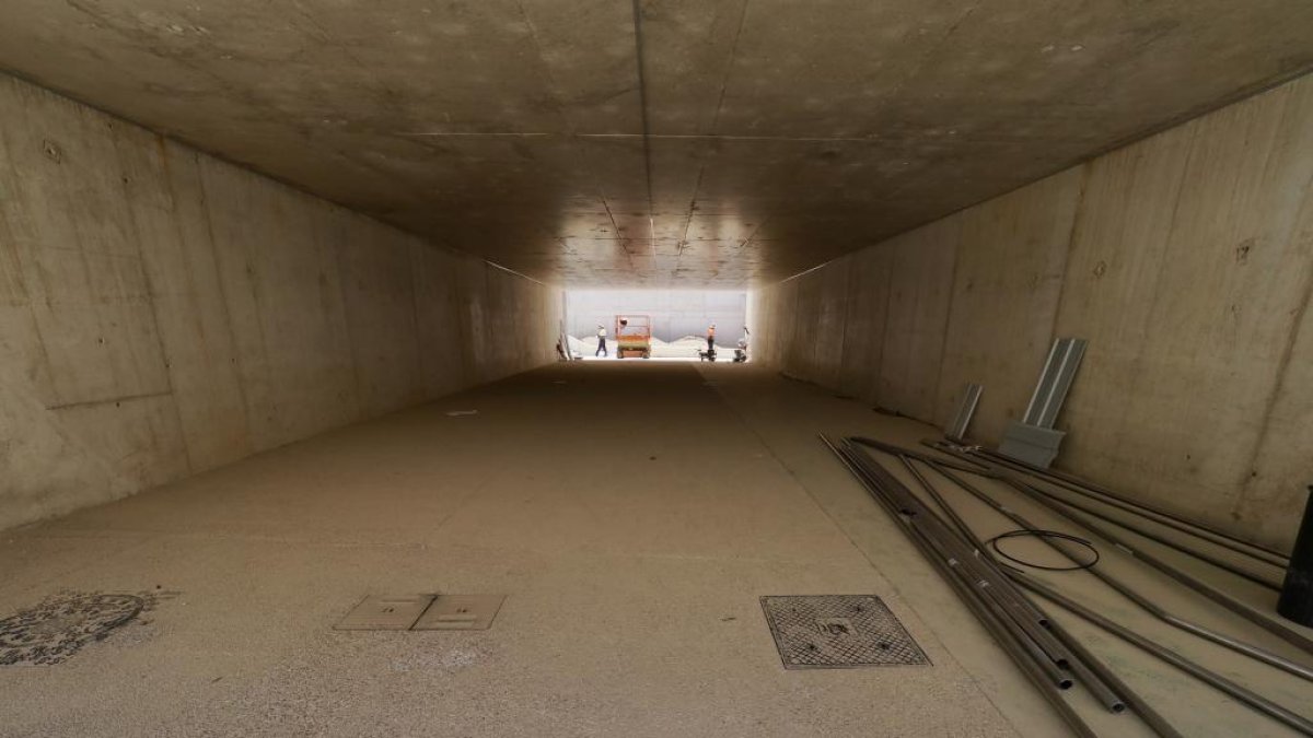 Vista del interior del nuevo paso de la integración de Padre Claret previo a su apertura.