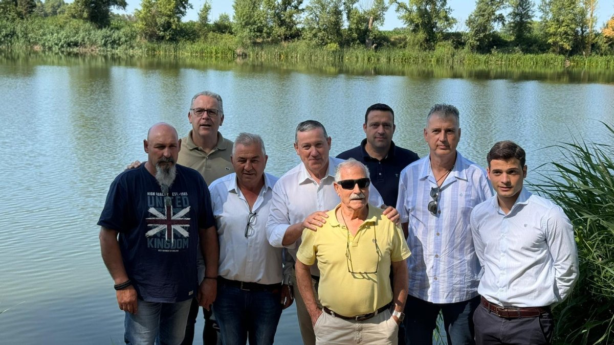 Autoridades  en la inauguración del EDS La Perla del Duero.