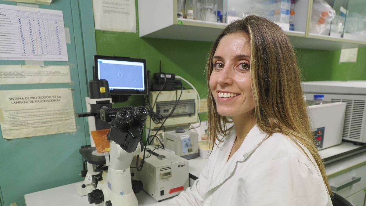 Sara López Vázquez, investigadora en el Instituto de Biomedicina y Genética Molecular de Valladolid