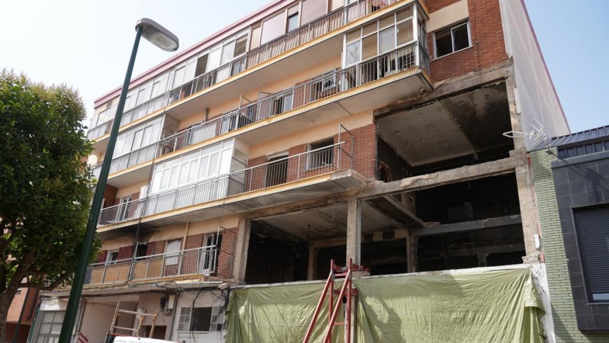 Estado del edificio 32 de la calle Goya un año después de la explosión