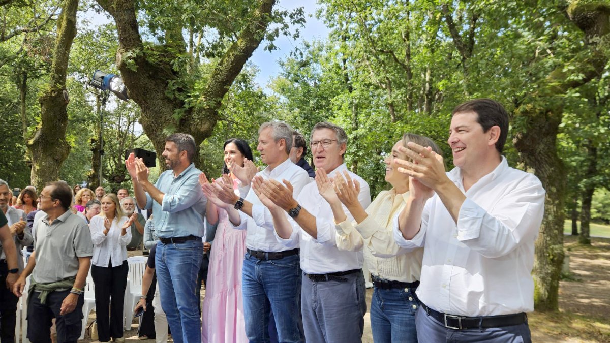 Alfonso Fernández Mañueco participa en el inicio del curso político junto a Feijóo y otros presidentes autonómicos del PP