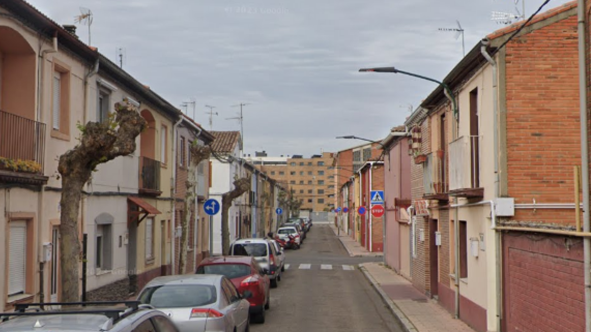 La calle Castilla del barrio de San Pedro Regalado, donde se halló al hombre