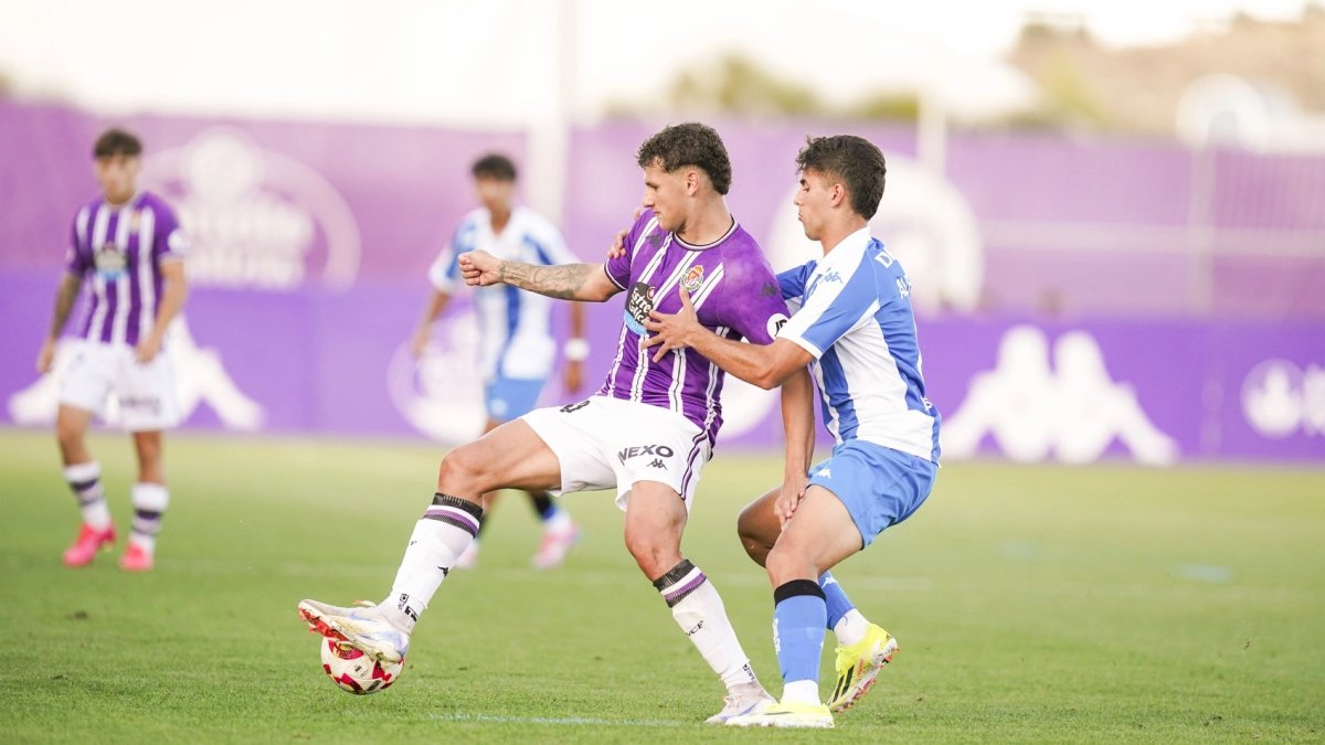 Acción del partido entre los dos equipos filiales.