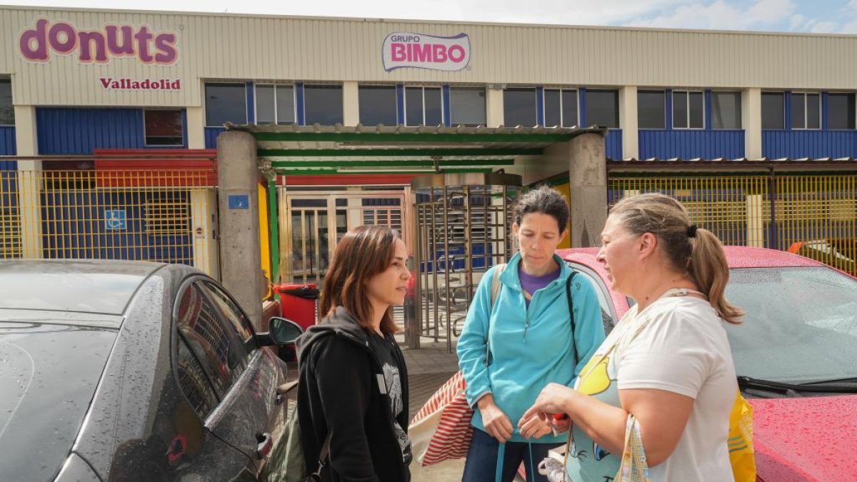 Elisa Delgado, Alicia Pico y Noelia Andrés, tres trabajadoras de Bimbo con más de 20 años de antigüedad.