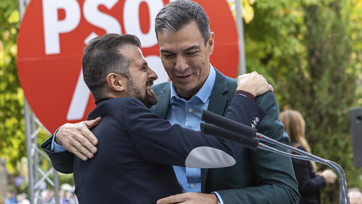 Acto político del PSOE con la participación del secretario general del partido y presidente del Gobierno, Pedro Sánchez junto al el secretario general del PSCyL, Luis Tudanca