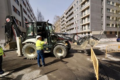 Obras en la red de calor en el barrio de Villa del Prado