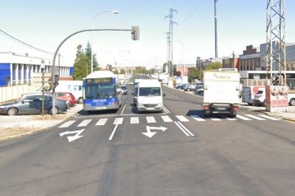 Calle Pirita con Aluminio donde discurrirá el carril bici.