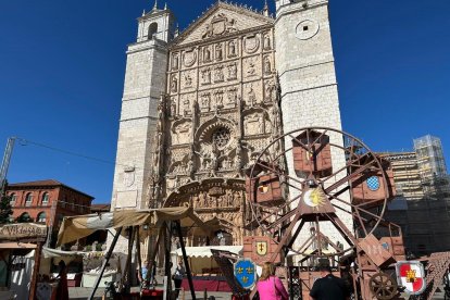 Imagen de archivo del Mercado Castellano de las fiestas de San Pedro Regalado