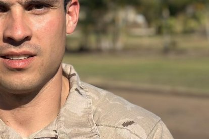 El sargento primero vallisoletano Adrián Zapico, en su misión actual en Australia.