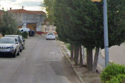 Avenida de la Constitución de Villaverde de Medina (Valladolid)