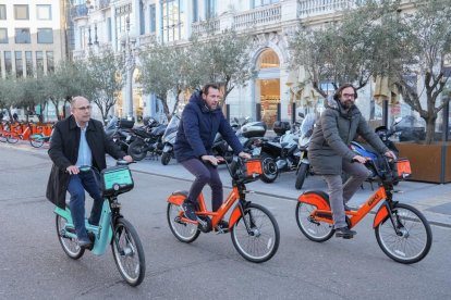 Inauguración de BIKI.- J.M.LOSTAU