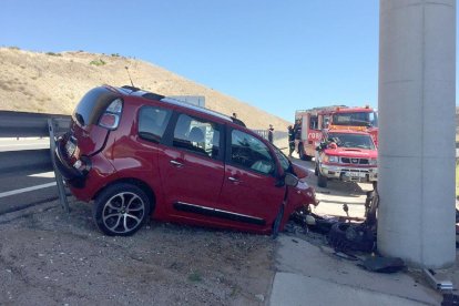 Accidente de tráfico en la A-50 a la altura de Peñalba de Ávila, en el que ha fallecido una persona.-ICAL