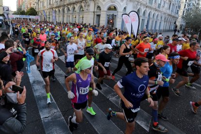 Salida de la XXXIII Media Maratón Ciudad de Valladolid en 2022. / M. ÁLVAREZ