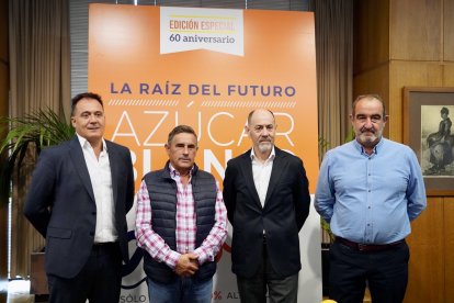 La cooperativa ACOR presenta los resultados del ejercicio 2021-22 y anuncia el nuevo precio que recibir?n los socios por su remolacha entregada para la presente campa?a y la siguiente. En la rueda de prensa, participan el presidente de ACOR, Jesús Posadas; el director general de la cooperativa, Jos? Luis Dom?nguez, as? como el vicepresidente y el secretario de ACOR, Rliseo Veganzones y Ramón Bocos. ICAL