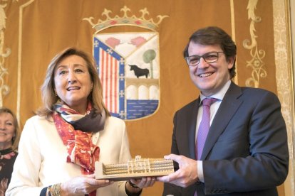 María José Ordoñez y Alfonso Fernández Mañueco.-ICAL