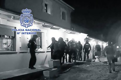 Intervención policial llevada a cabo el 22 de marzo de 2018 en la Operación Rosado con 47 detenidos y más de 20 registros. E. M.