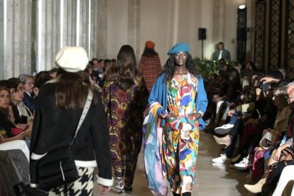 Desfile de la Semana de la Moda otoño-invierno de Avadeco en el Museo del Patio Herreriano.-J.  M. LOSTAU