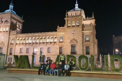 La  delegación canaria disfrutará de Pingüinos en Valladolid. - EM