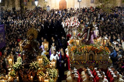 Procesión de El Encuentro de la Virgen de las Angustias y el Cristo Camino del Calvario.-ICAL