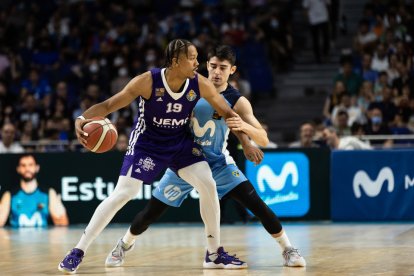 Estudiantes - UEMC Real Valladolid Baloncesto. / J. PELEGRÍN