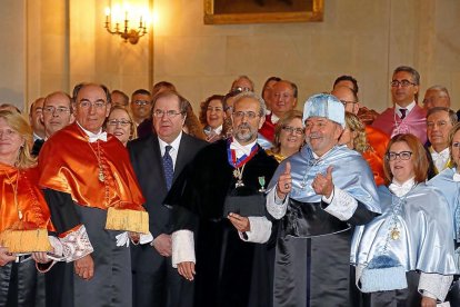 Daniel Hernández Ruipérez y Lula Da Silva, en abril de 2014 cuando recibió el Honoris Causa.-ICAL