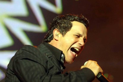 Actuación de Alejandro Sanz en el estadio José Zorrilla de Valladolid dentro del concierto Valladolid Latino 2008-ICAL