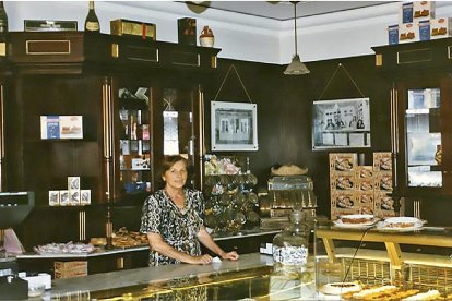 Confitería originaria donde José Rodríguez comenzó a elaborar dulces en 1916.  Con el tiempo tuvieron que ampliar sus instalaciones a otras más amplias, dotándolas de la maquinaria tecnológica más avanzada.  /-L. P.