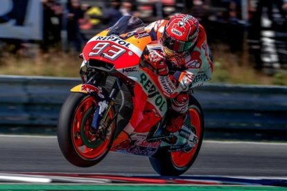 Marc Márquez (Honda), durante su vuelta salvaje de hoy en Brno-ALEJANDRO CERESUELA