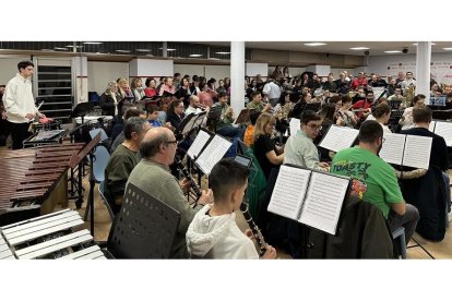 La Banda EMMVA durante un ensayo. EMMVA