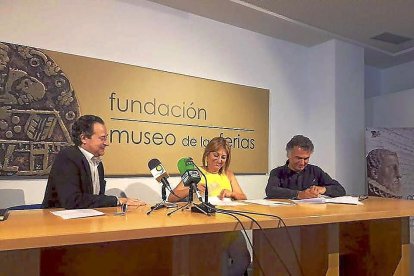 Antonio Sánchez del Barrio, Teresa López y Miguel Sobrino, ayer.-EL MUNDO