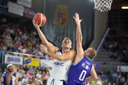 Zunder Palencia - UEMC Real Valladolid Baloncesto. / LOF