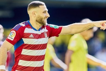 Weissman celebra su gol.