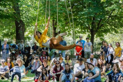 Jornada del sábado en el TAC 2022 de Valladolid. 'Conversación con un árbol'.- J. M. LOSTAU