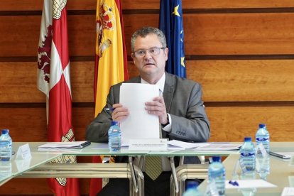 El consejero de Agricultura, Ganadería y Desarrollo Rural, Gerardo Dueñas, en una imagen de archivo. - ICAL