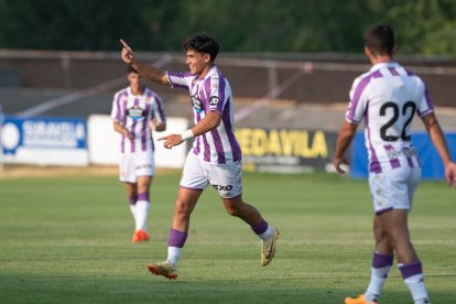 Maroto celebra el gol ante el Leganés. / ARABA PRESS