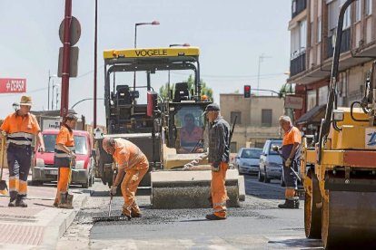 Trabajos para la renovación del aglomerado. | E. M.