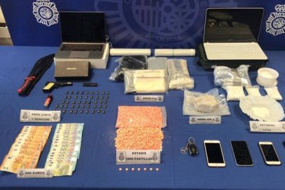 Material incautado en la 'Operación Trainer'. Policía Nacional