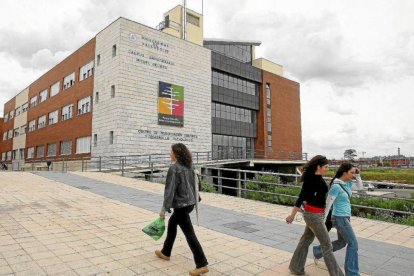 Edificio del Parque Científico de la UVA, en el campus Miguel Delibes-J.M.Lostau