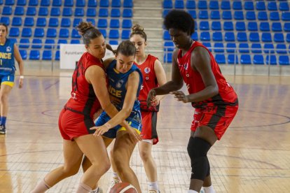 Copa de Castilla y León de Liga Femenina 2. / PHOTOGENIC