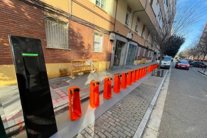 Aparcamientos bicicletas de Biki. - BIKI