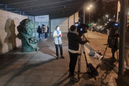 Estatua de los Goya ubicada en la Feria de Valladolid para la gala de la 38ª edición de los premios. -PHOTGENIC