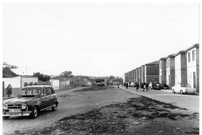 Calle el Roncal en el barrio España en 1980.- ARCHIVO MUNICIPAL VALLADOLID