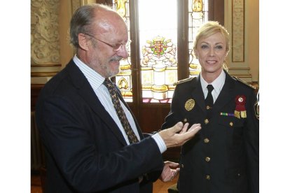 Francisco Javier León de la Riva y Julia González Calleja-J.M.Lostau