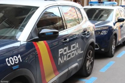 Coches patrulla de la Policía Nacional