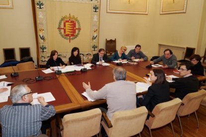 Reunión de la constitución del Consejo de Administración de la Entidad Pública del Agua.-TWITTER DEL AYUNTAMIENTO DE VALLADOLID