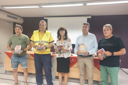 Presentación del programa de la Coordinadora de Peñas para las Fiestas de Valladolid. E.M.