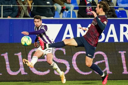 Luis Pérez en el partido ante el Huesca. / RV